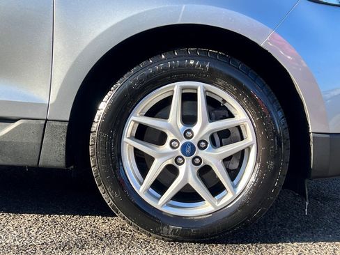 Used 2022 Ford Edge SEL image 7