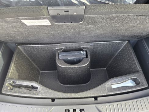 New 2026 Ford Explorer Active w/ Active Comfort Package image 9