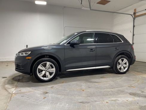 Used 2019 Audi Q5 2.0T Premium Plus w/ Premium Plus Package image 4
