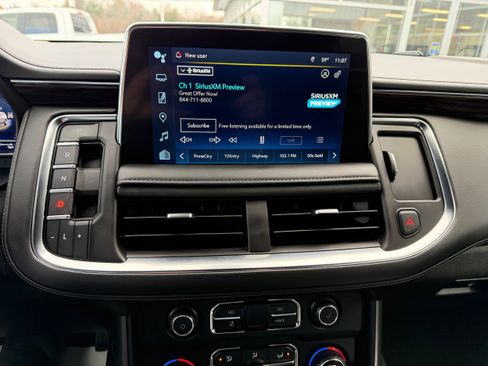 Used 2022 Chevrolet Tahoe Z71 w/ Luxury Package image 18