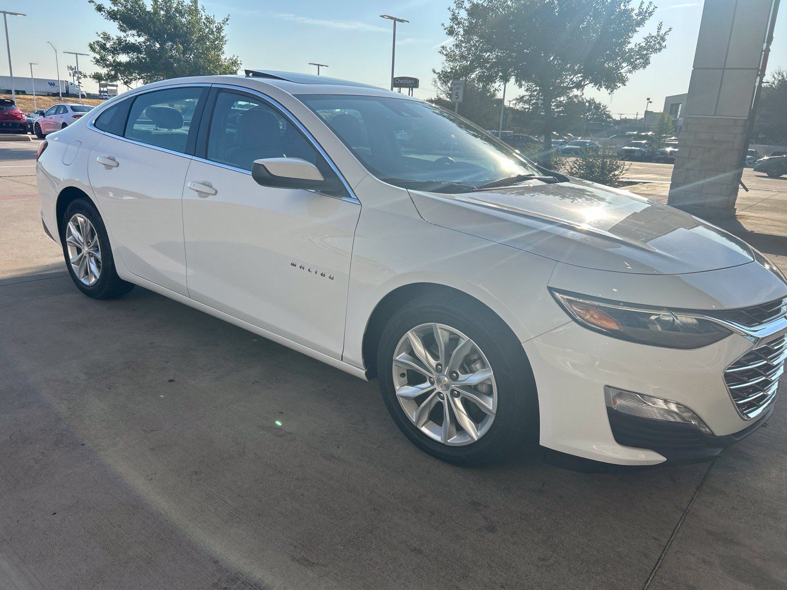 Used 2024 Chevrolet Malibu LT FWD image 4