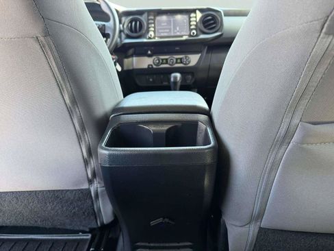 Used 2022 Toyota Tacoma SR w/ SR Convenience Package RWD image 43