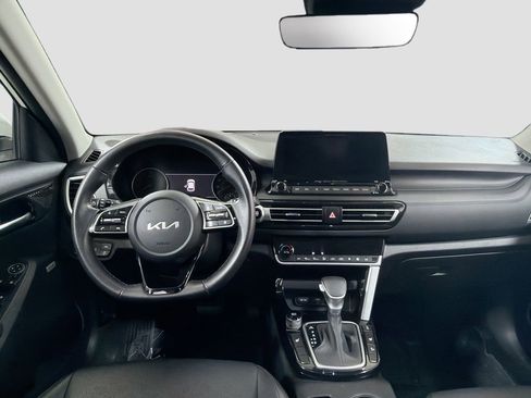 Used 2023 Kia Seltos SX w/ SX Sunroof Package AWD/4WD image 26