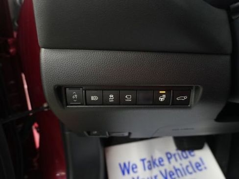 Used 2021 Toyota Venza Limited w/ Carpet Mat Package (TMS) AWD/4WD image 20