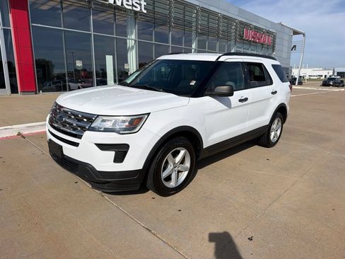 Used 2018 Ford Explorer 4WD image 1