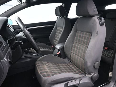 Used 2009 Volkswagen GTI 2-Door FWD image 15