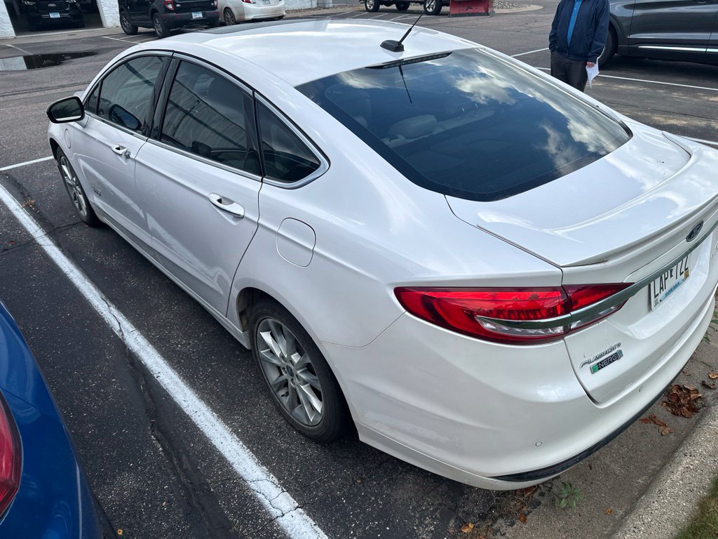 Used 2017 Ford Fusion Energi Titanium FWD image 8