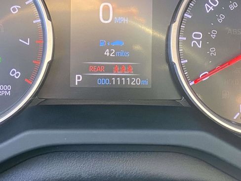 Used 2020 Toyota RAV4 XLE image 26