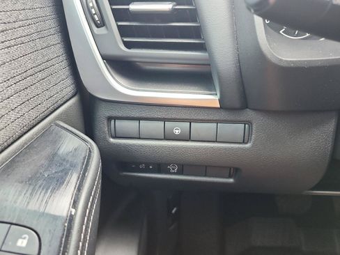 Used 2023 Nissan Rogue SV FWD image 20