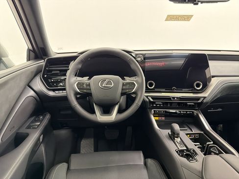 New 2026 Lexus TX 350 AWD image 25