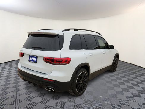 Used 2023 Mercedes-Benz GLB 250 image 4