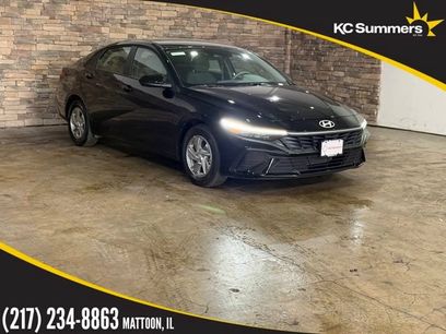 New 2026 Hyundai Elantra SE