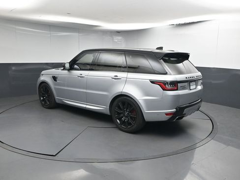 Used 2019 Land Rover Range Rover Sport Supercharged AWD/4WD image 3