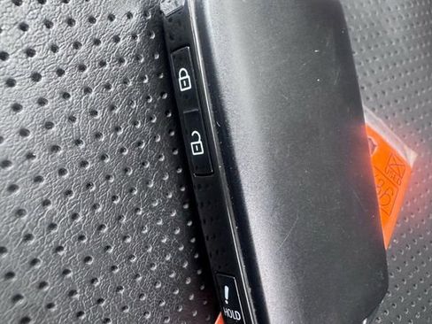 Used 2023 MAZDA CX-9 Touring AWD/4WD image 50