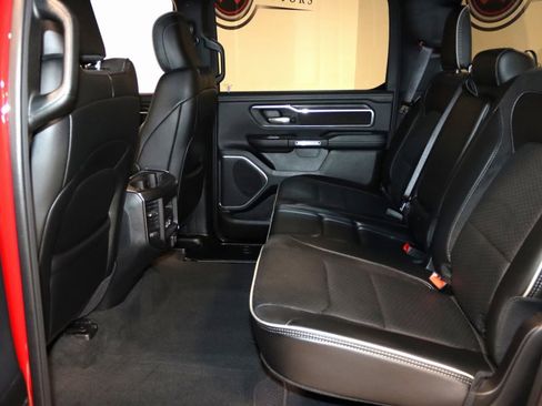 Used 2024 RAM 1500 Laramie image 31