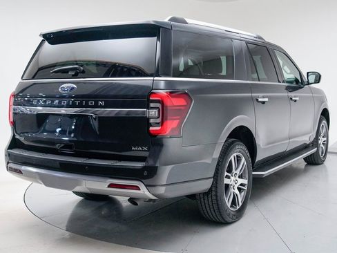 Used 2022 Ford Expedition Max Limited image 10