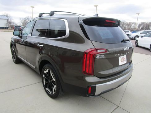 Used 2025 Kia Telluride S AWD/4WD image 7