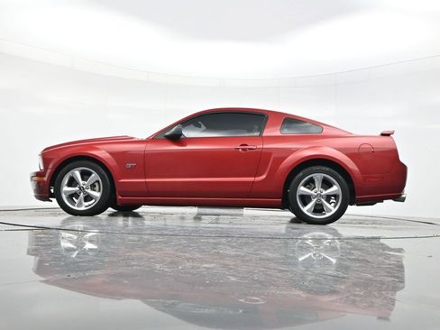 Used 2008 Ford Mustang GT image 40
