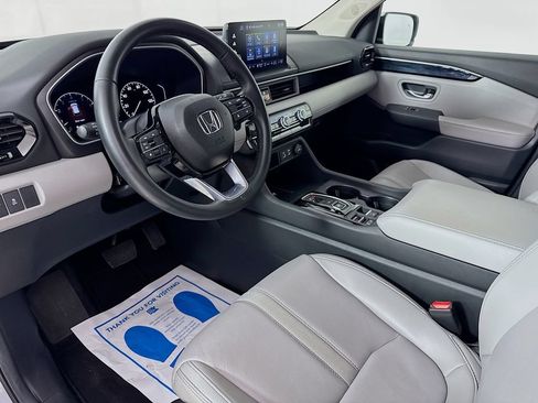 Used 2024 Honda Pilot EX-L image 11