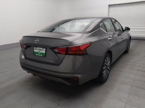 Used 2024 Nissan Altima 2.5 SV image 9