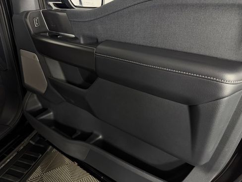 Used 2025 Ford F150 Lariat AWD/4WD image 36
