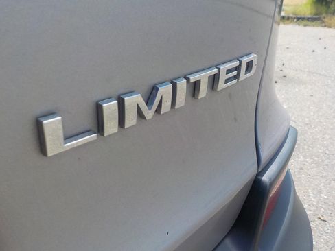 Used 2020 Jeep Cherokee Limited image 21