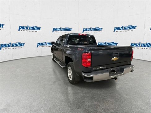 Used 2018 Chevrolet Silverado 1500 LT w/ All Star Edition image 9