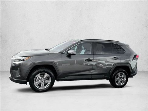 Used 2025 Toyota RAV4 XLE AWD/4WD image 5