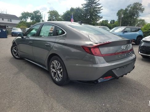 Used 2023 Hyundai Sonata SEL w/ Convenience Package FWD image 3