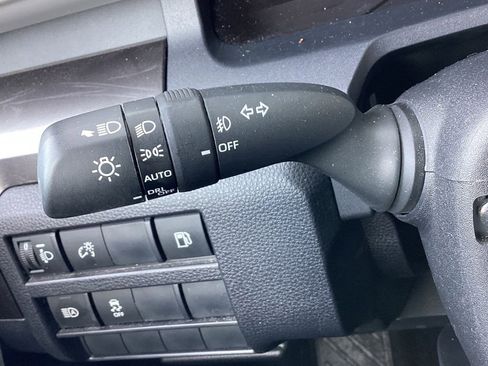 Used 2025 Toyota 4Runner SR5 image 24