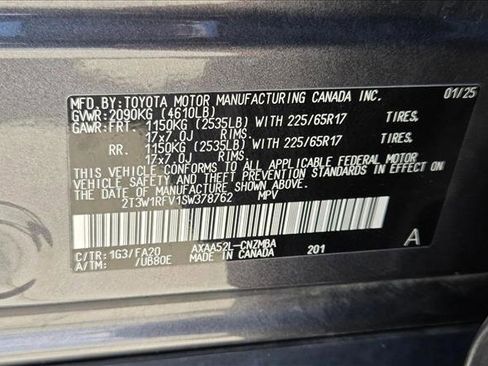 Used 2025 Toyota RAV4 XLE FWD image 23