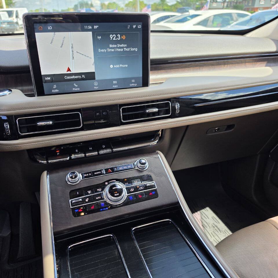 Used 2020 Lincoln Aviator Reserve w/ Equipment Group 201A RWD image 10