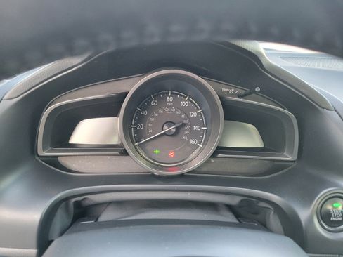 Used 2018 MAZDA MAZDA3 Touring FWD image 36