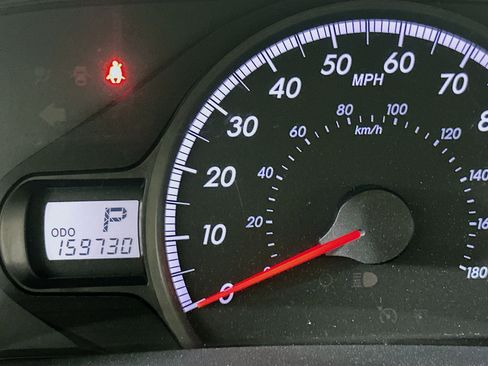 Used 2011 Toyota Sienna LE image 18