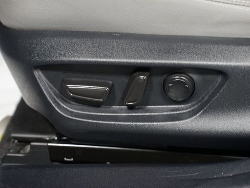 Certified 2025 Toyota Camry SE w/ Convenience Package image 34