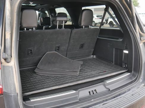 Used 2019 Lincoln Navigator L Reserve image 21