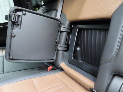 Used 2024 Chevrolet Silverado 2500 High Country image 73