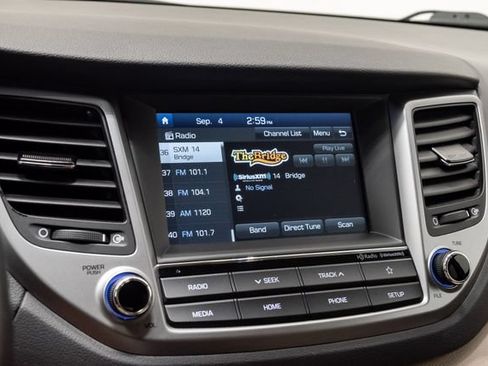 Used 2018 Hyundai Tucson Value w/ Cargo Package FWD image 18