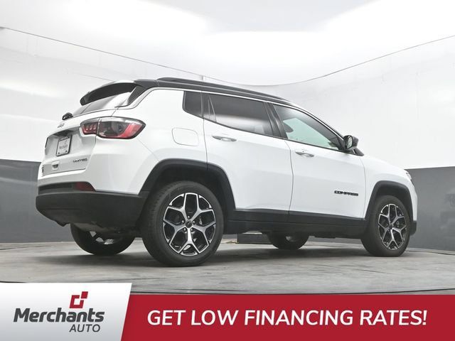 Used 2025 Jeep Compass Limited AWD/4WD image 39