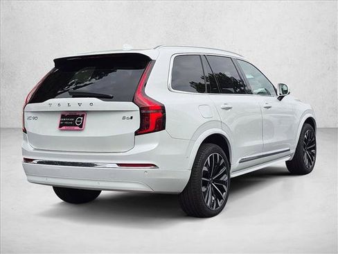 Used 2026 Volvo XC90 B6 Plus w/ Protection Package Premier AWD/4WD image 5