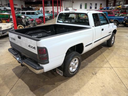 Used 1999 Dodge Ram 1500 Truck 4x4 Quad Cab image 17