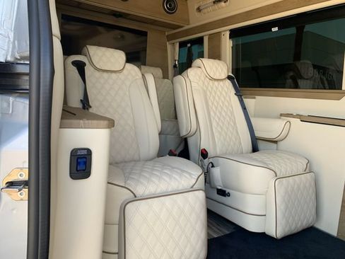 Used 2022 Mercedes-Benz Sprinter 3500 image 27