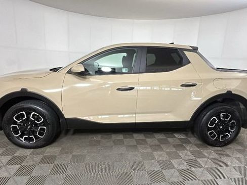 Used 2024 Hyundai Santa Cruz SE FWD image 6
