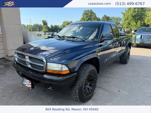 Used 2004 Dodge Dakota 4x4 Club Cab w/ Tire & Handling Group image 1