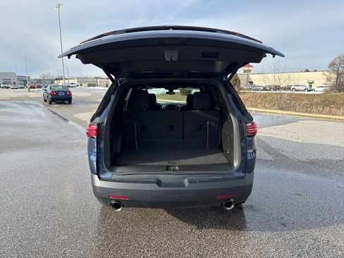 Certified 2023 Chevrolet Traverse LT image 10
