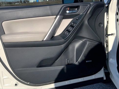 Used 2017 Subaru Forester 2.5i Limited image 19