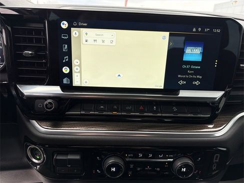 Used 2022 Chevrolet Silverado 1500 LT Trail Boss w/ Convenience Package II image 22