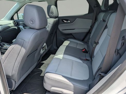 Used 2019 Chevrolet Blazer LT w/ Sun and Wheels Package FWD image 14