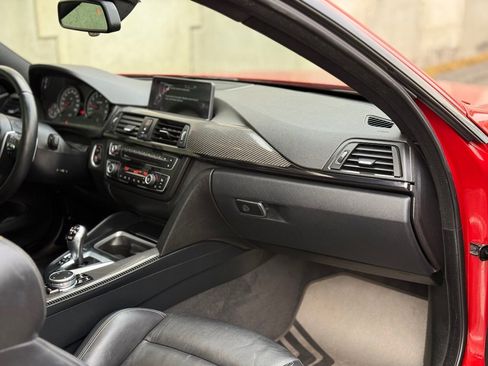 Used 2015 BMW M4 Coupe RWD image 17