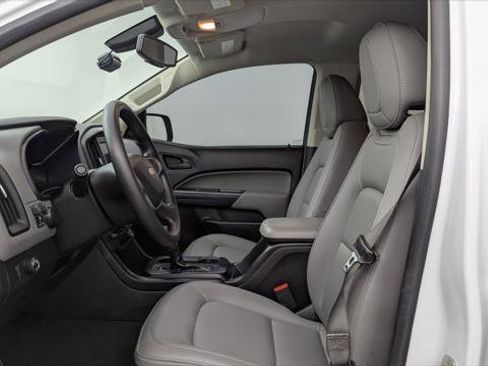Used 2019 Chevrolet Colorado W/T w/ WT Convenience Package RWD image 14